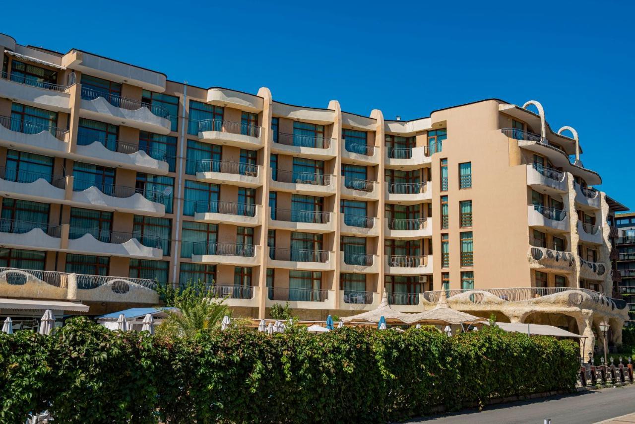 Grenada - Menada Apartments ซันนีบีช ภายนอก รูปภาพ