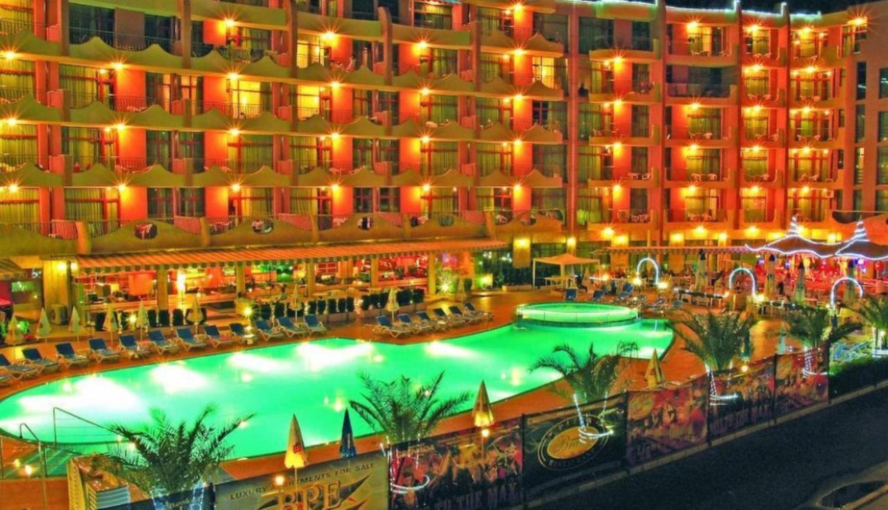 Grenada - Menada Apartments ซันนีบีช ภายนอก รูปภาพ
